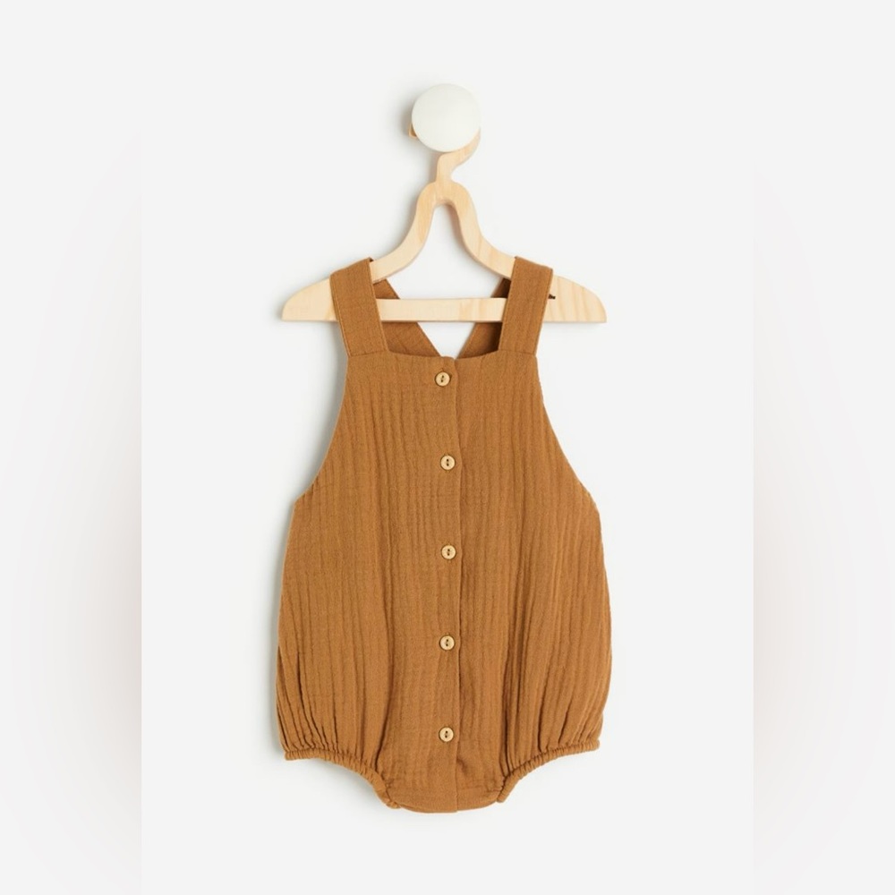 H&M Sleeveless organic cotton romper suit